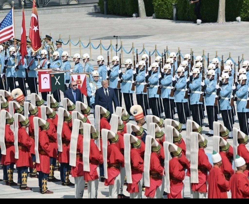 mrt_snsy55's tweet photo. Dünyaya Mehter Marşı'nı ezberleten adama yenilgi yüzü gösterme Allah'ım🤲 https://t.co/OXK72INLkc