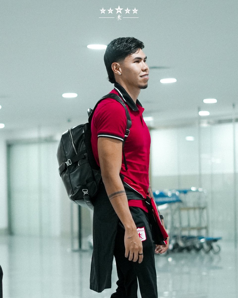 AmericadeCali's tweet photo. 🇲🇽📍Ya aterrizamos en tierras mexicanas. Comienza un nuevo capítulo de esta gira. ❤️‍🔥🇦🇹 https://t.co/41oq59Cxm4