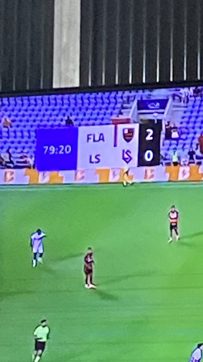 butterflyykth's tweet photo. não tem como ser triste! FLAMENGO EU TE AMO #FLAxLS https://t.co/5bJCQsaz6Q