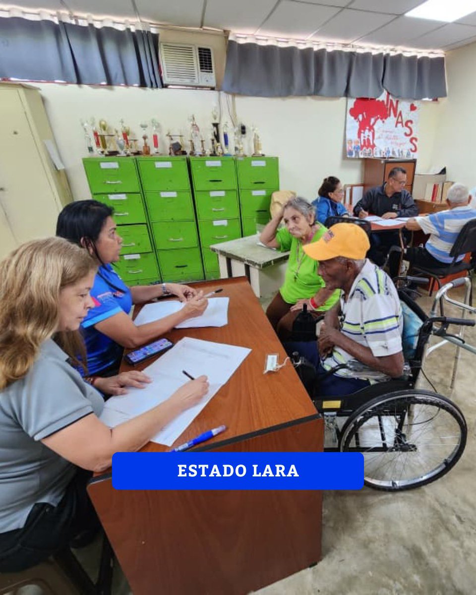 defensoriasvzla's tweet photo. Nuestras Defensorías Delegadas Estadales continúan el monitoreo de las personas desplazadas tras los terremotos que afectaron a La Guaira y Caracas, y articulan apoyo con las instituciones públicas regionales en pro de los afectados. https://t.co/XYEop5C7CK