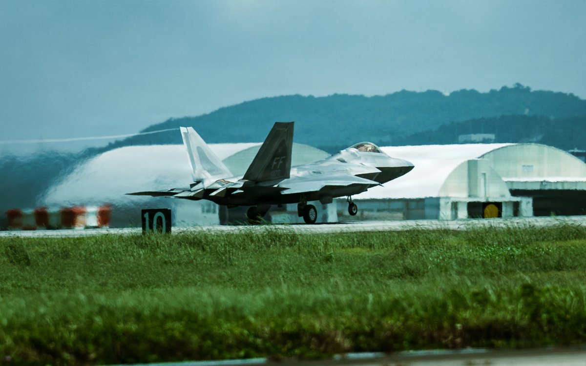 USPACOM's tweet photo. Flight line integration โ๏ธ
U.S. Airmen assigned to the 27th Expeditionary Fighter Squadron launch an F-22 Raptor in Japan during Valiant Shield 2026, strengthening joint multi-domain capabilities across the Pacific region.
๐ Japan
๐ธ Senior Airman Mason Hargrove
#PACOM #USAirForce #ValiantShield