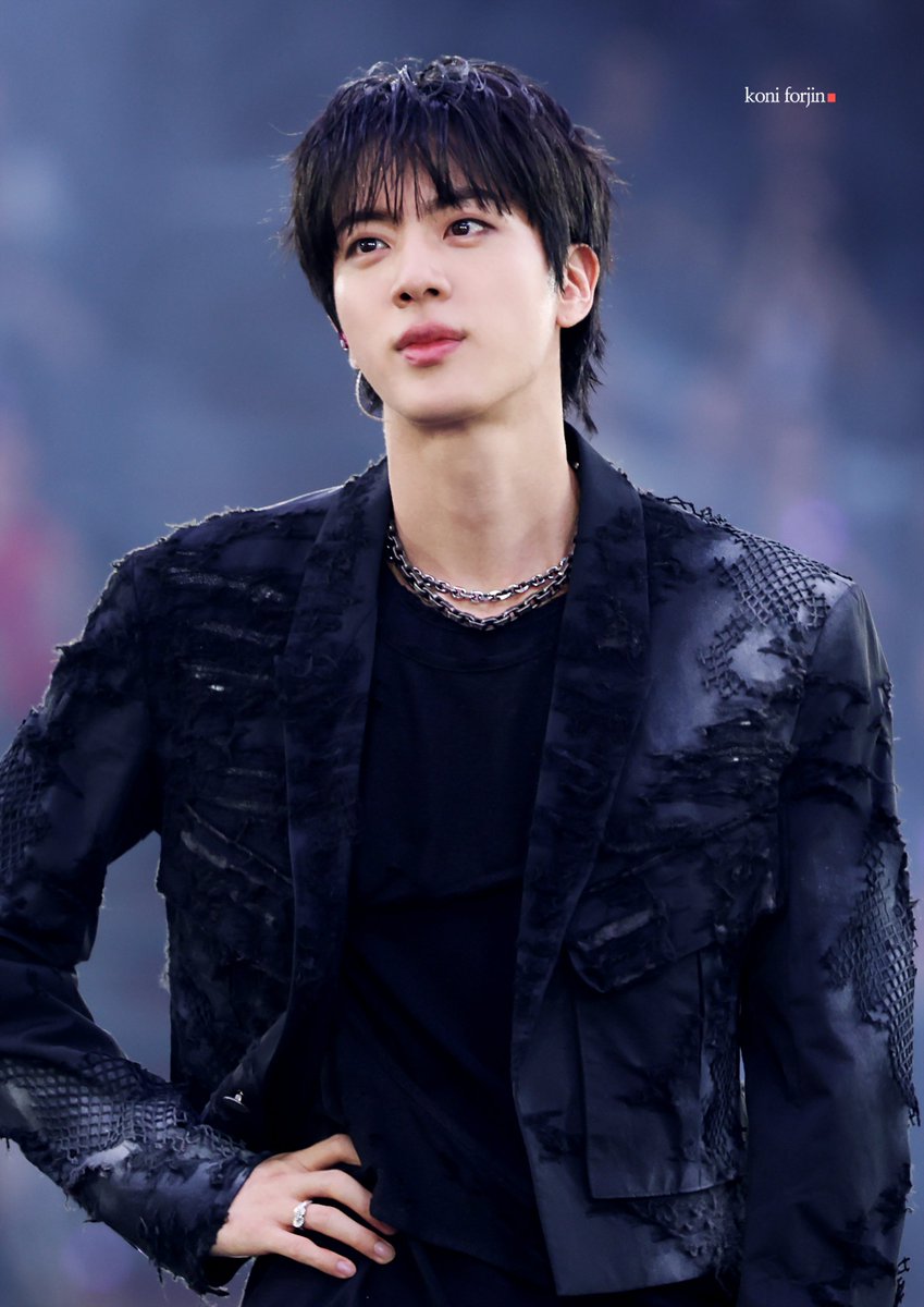 btsforever1207's tweet photo. I'm looking for BTS ARIRANG TOUR Munich &amp; Paris Tickets! 💜

Munich (Day 1): Need 1 or 2 x standing GA VIP tickets
Paris (Day 2): Need 1 or 2 x standing GA VIP tickets

Please DM me with your price. I want a PayPal G&amp;S transfer!🙏✨

#BTS_WORLDTOUR_ARIRANG
#BTS_ARİRANG https://t.co/BkEVZDbfsH