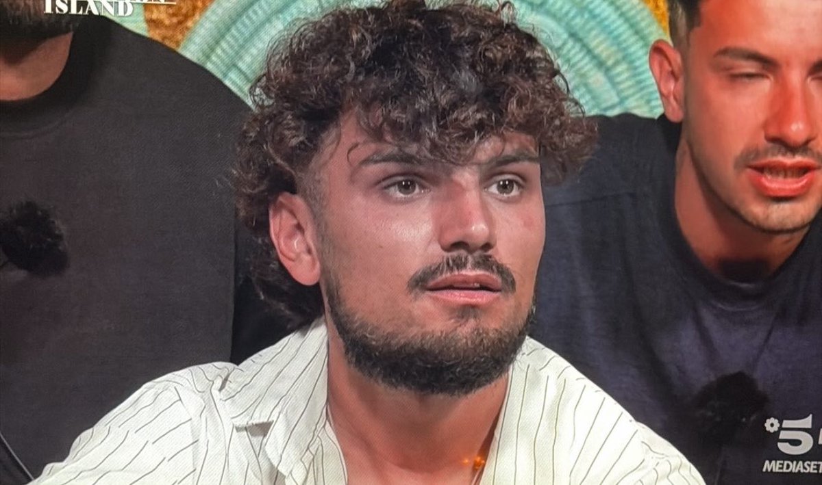 nicostanaccount's tweet photo. “Forse la cacca sta facendo…”
Giovanniiiiii
#TemptationIsland https://t.co/UNMDJ3ObII