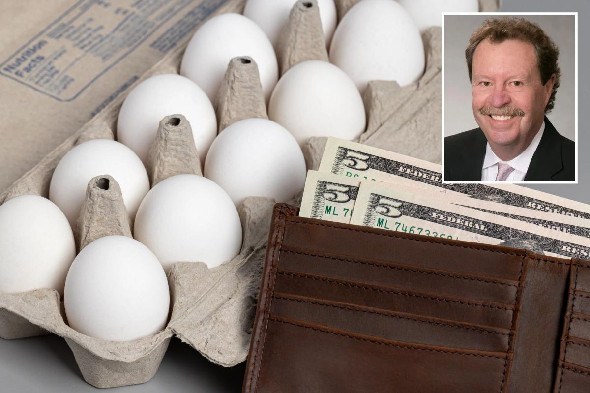 nypost's tweet photo. Family that founded egg empire pocketed $320M during alleged price-fixing scheme: report https://t.co/YYiYmCypWA https://t.co/tFc0JiN1Oo