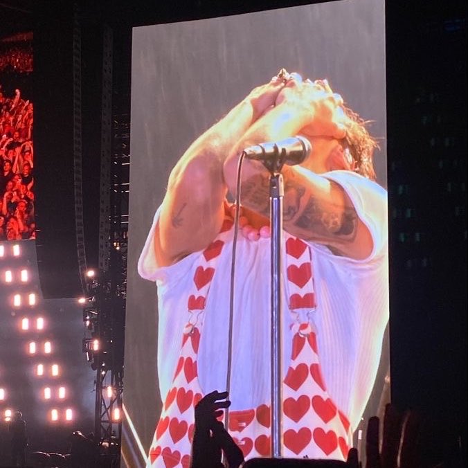 ghostinkissys's tweet photo. not the same as it was. https://t.co/qPHGmbvk92