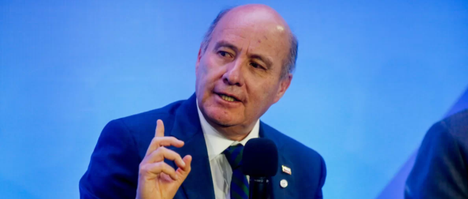 SebastianRochaZ's tweet photo. 🔹Comienza a estabilizarse el precio de las bencinas a valores cercanos a Febrero.

Y el fisco logro ahorrarse cientos de millones de dólares para el correcto funcionamiento del Estado, sin terminar con el MEPCO.

Y la inflación no se disparo, es mas, la inflación de Junio no tuvo variaciones.

Bien el Ministro @MinistroQuiroz ✅