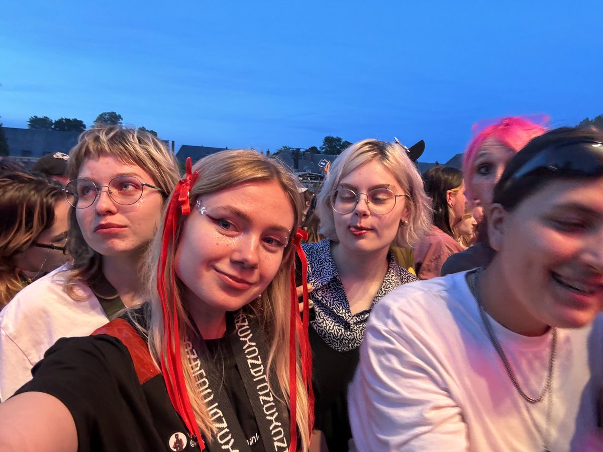 annlaeva's tweet photo. 😭♥️ https://t.co/OrQnDybyIt