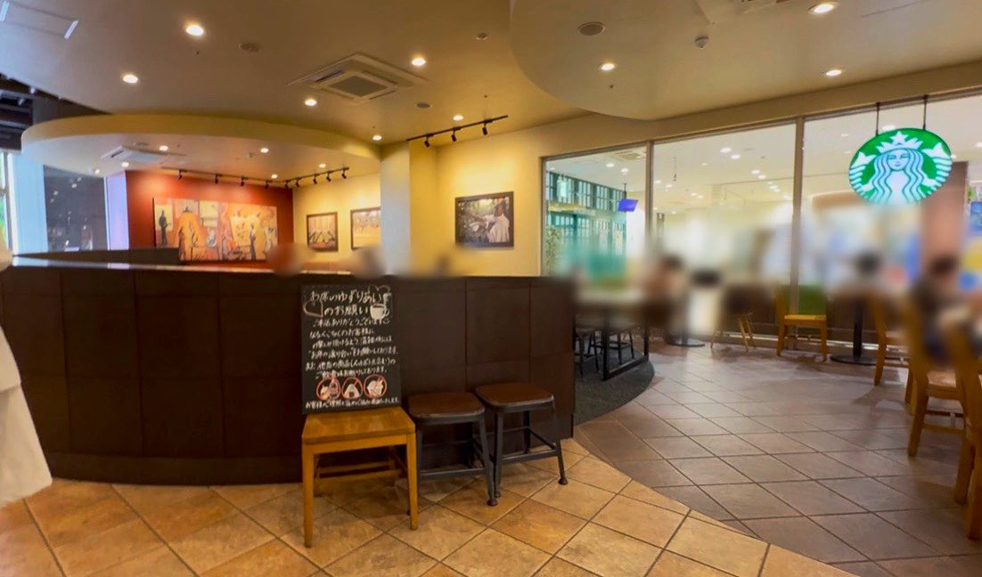 SbuxRepo's tweet photo. #177 【 名古屋 アピタ長久手 】
.
-愛知県長久手市戸田谷901-1 アピタ長久手店1F
-OPEN: 2000.11.01
-VISIT: 2026.07.04
✍️西のアピタ🧜‍♀️名古屋ではないけど…  ⡱
.
#starbucks #スタバ #長久手
#スタバ_愛知 #スタバ_長久手
#日本スタバ巡り
愛知 70 / 163(+2)
全国 1537 / 2127(+62) https://t.co/cfhIDwE6lD