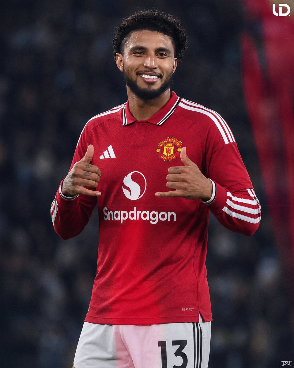 UtdDistrict's tweet photo. 🚨 BREAKING

The transfer of Ederson to #mufc is STALLED. The expectation is that it WON'T go through. [@felipee_sil] https://t.co/cIFCRbxT4C