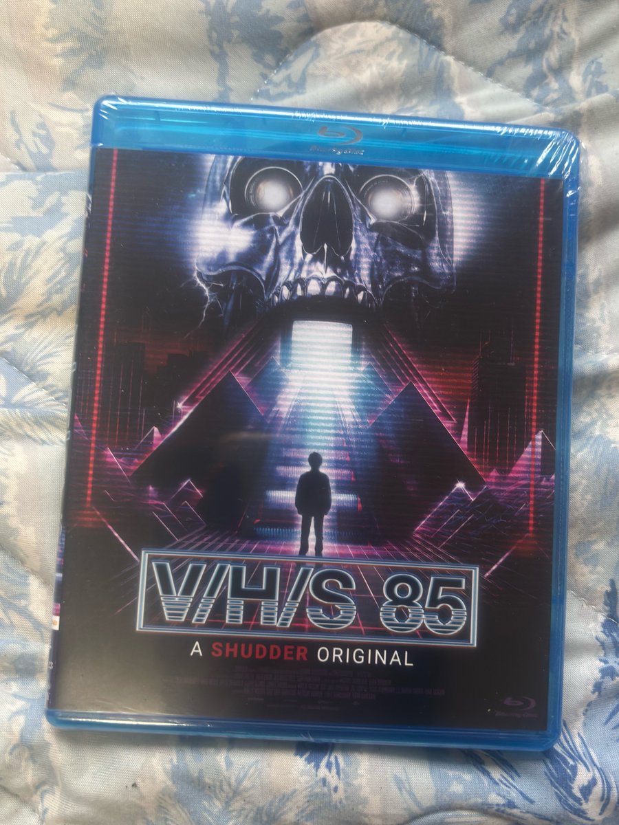 ZmbLive's tweet photo. 届きました

V/H/S 85 4295

48枚目　計164613円 https://t.co/eTC0lts1UV