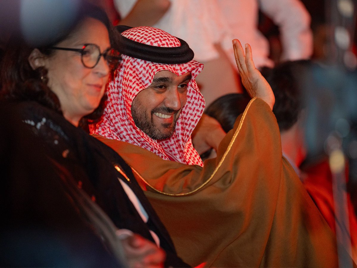 moaidmahjoub's tweet photo. From Paris 🇫🇷, HRH @AbdulazizTF attends the opening of the Esports World Cup. 🇸🇦
#francesaudi #france #saudiarabia https://t.co/JRALLjTXsE