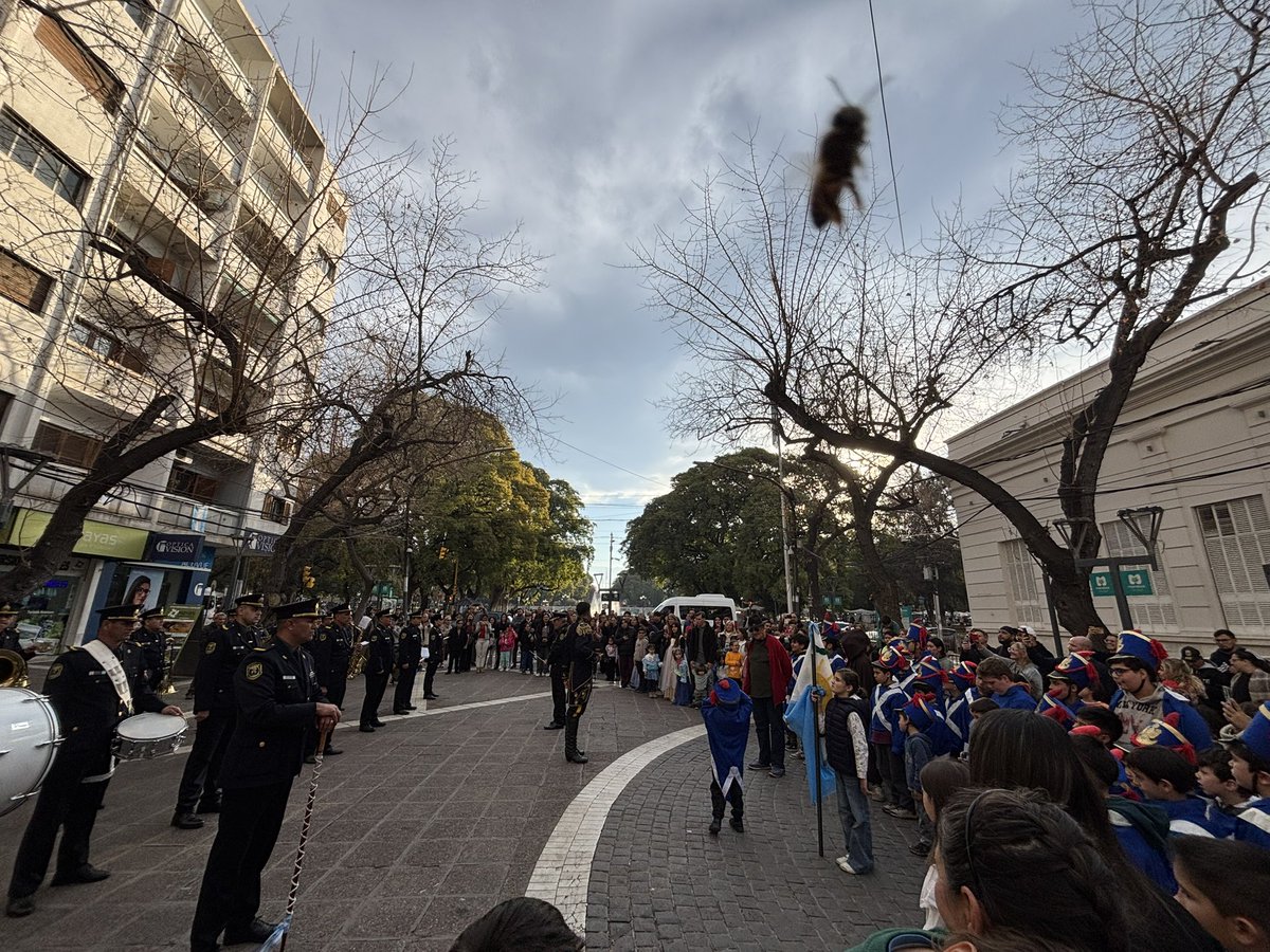 MarianaZlobecGC's tweet photo. Compartimos una alegre tarde de Vacaciones de Invierno con nuestros ahijados y ahijadas del Hogar 20 ❤️‍🩹 en la @LegislaturaMdz.

Una propuesta que invita a conocer la importancia de la historia de José de San Martín, desde una forma alegre y creativa. ¡Gracias! https://t.co/N3qOGwYP8N