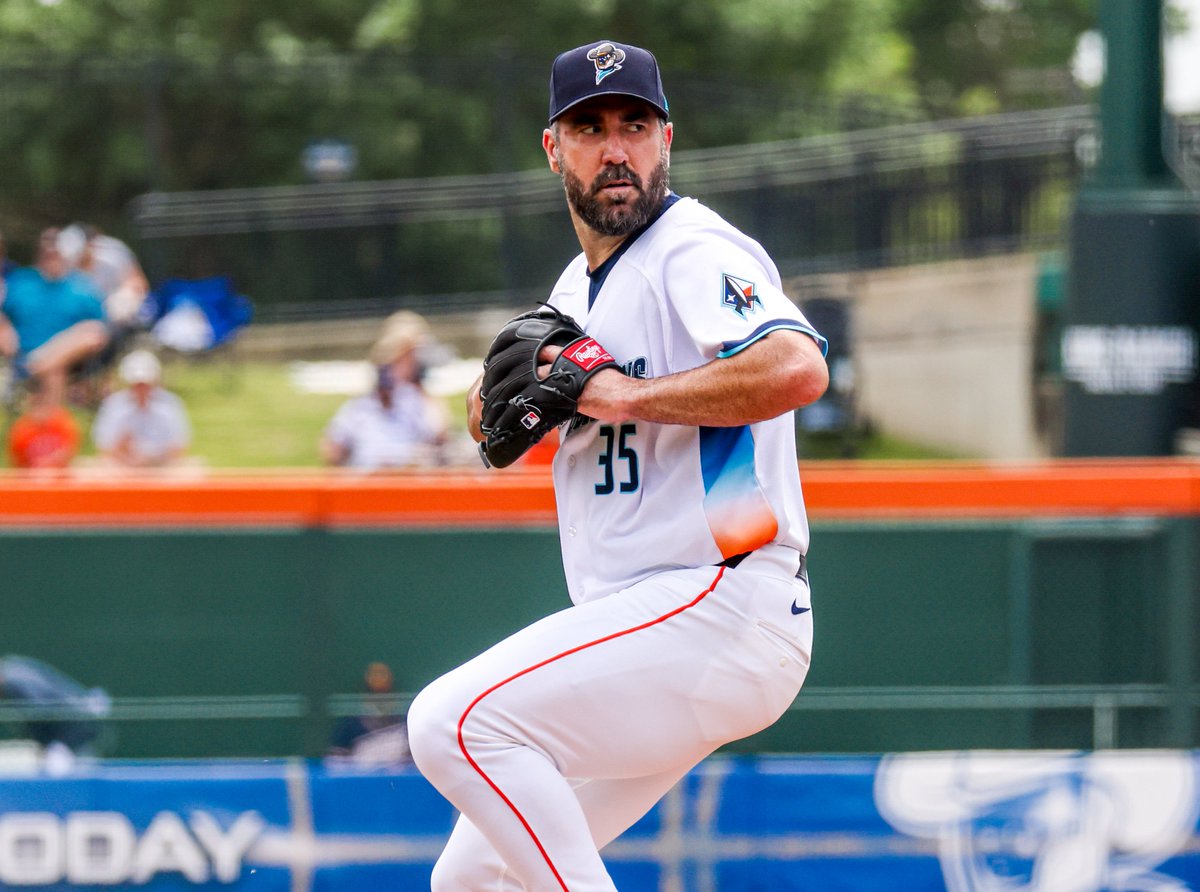 SLSpaceCowboys's tweet photo. Here's to a Hall of Fame career, JV 🫡 https://t.co/6K9kW3U2PO