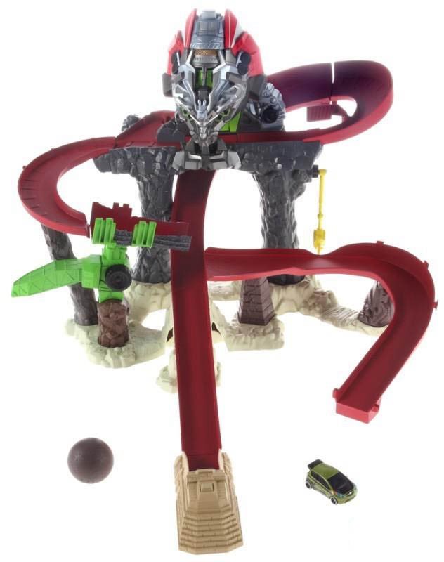 Sliver_Nugget's tweet photo. I have been lied to my entire life

The RPM Devastator race track is just an Indiana Jones playset https://t.co/4DeVfOCrL5
