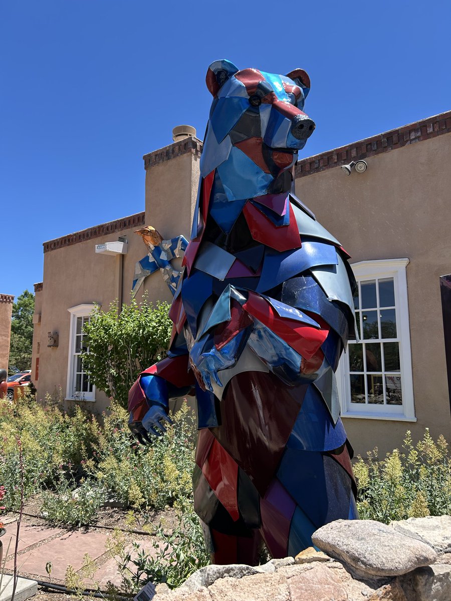 JRock5615's tweet photo. Canyon Rd, Santa Fe https://t.co/IYATOhjjdD