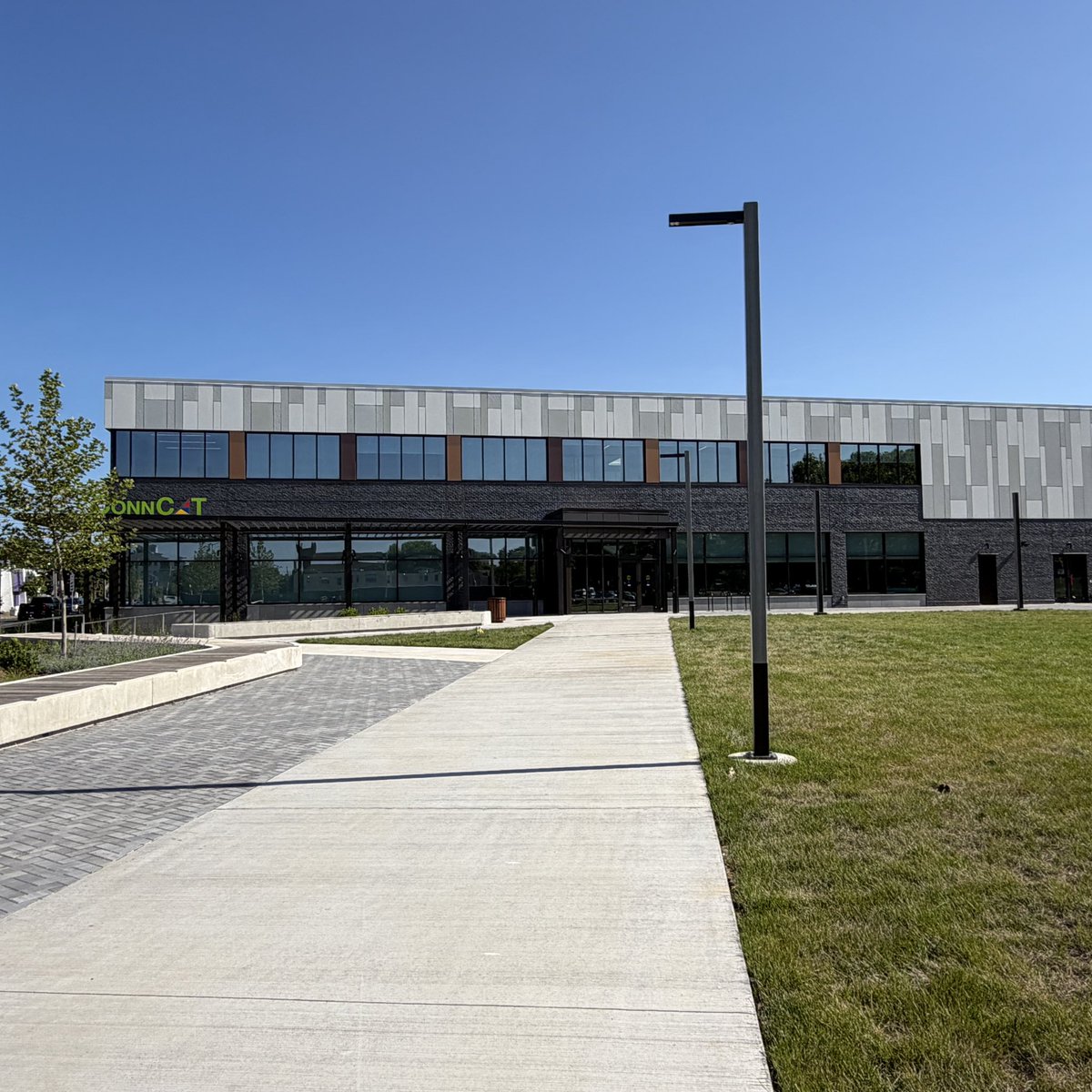 LajeuneH's tweet photo. Another day another on location tv shoot package this time with Cornell Scott - Hill Health Center's Child & Family Guidance program at the brand new location of ConnCAT New Haven with #CTBuzzWTNH's own lifestyle reporter Angelica Toruno, M.A. https://t.co/VY3tUpPhWl