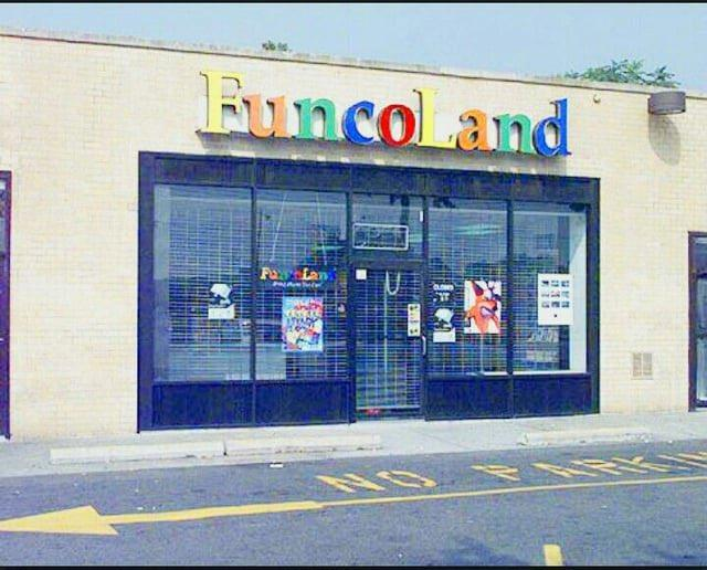 dumppguy's tweet photo. @vladtenev Vlad do you remember funcoland? https://t.co/oRCeKRAkKz