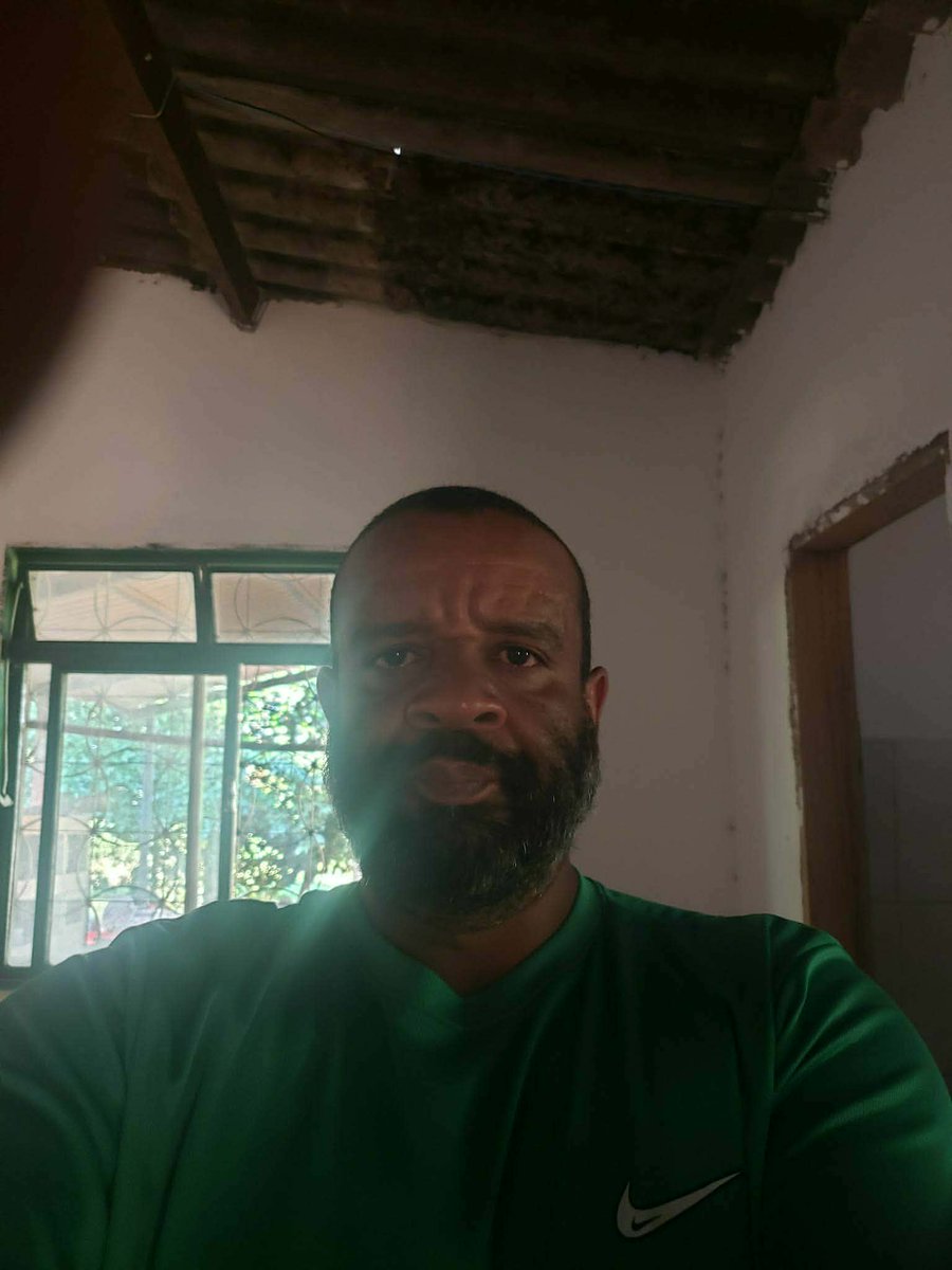 Edu_carvalho01's tweet photo. O rosto / A pica https://t.co/qieoJFz1bb