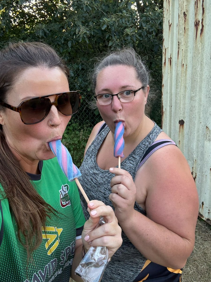 EbbwLadies's tweet photo. Ice lollies were definitely the best thing after this warm training session only a few pictures as girls didn't to them taken 
Remember we are here Wednesday 7.15-8.30
Pop us a message if you fancy given rugby a go https://t.co/kAVFLPatav