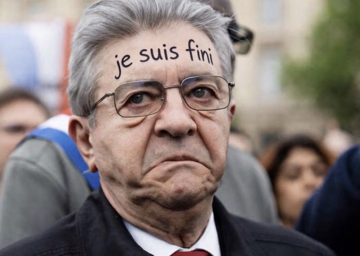 MSMontagut75's tweet photo. @FranceSouvUnie @RoxaneMama23083 Ça sent le sapin. https://t.co/4yOSMZHtXY