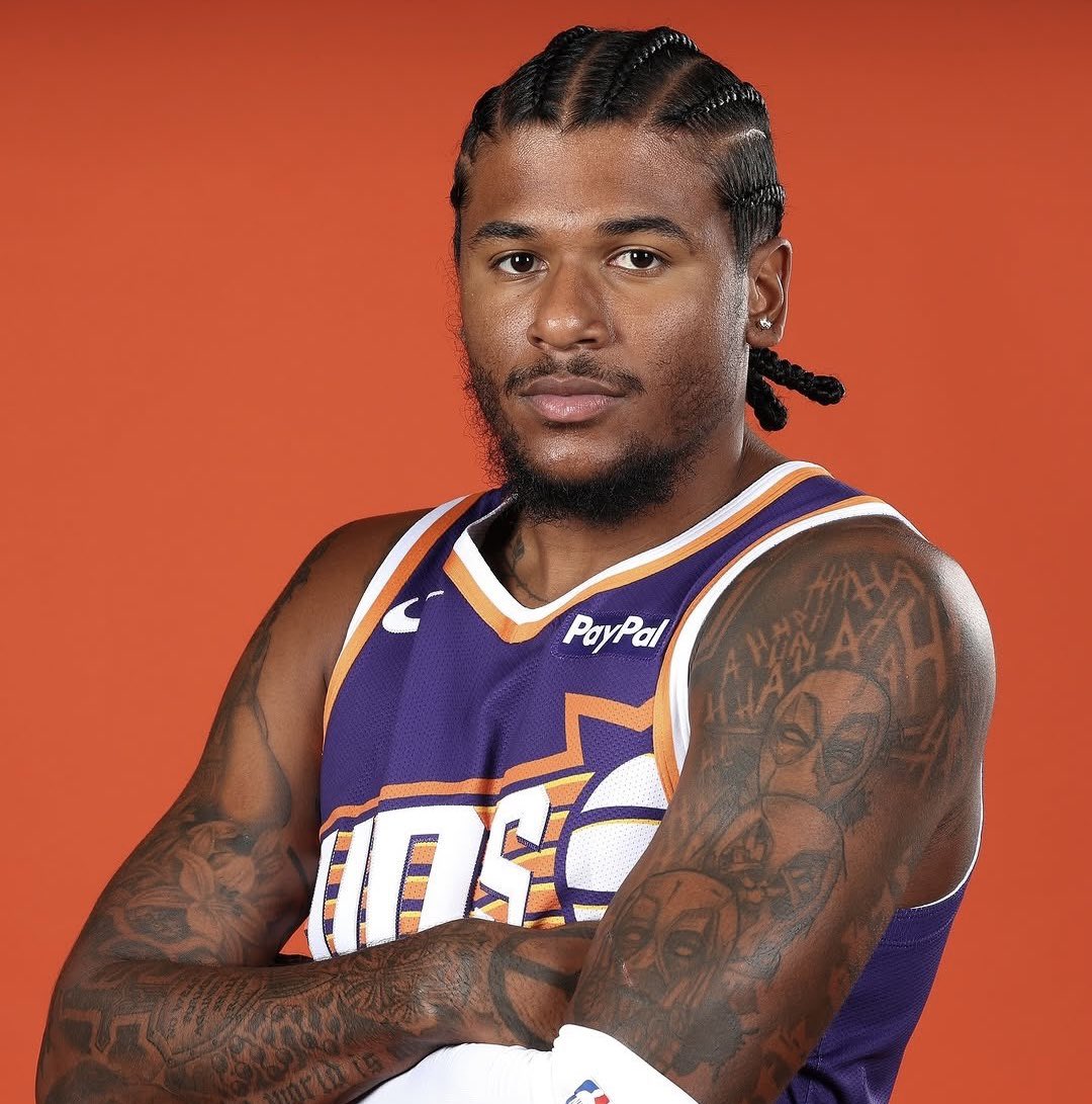 statdefender's tweet photo. Worst 4th Quarter 3PT% In The 2025-26 NBA Playoffs (Min. 10 3PA) :

1.  Jalen Green  —  0.0%
2.  Nikola Jokic  —  10.0%
3.  Jalen Suggs  —  14.3%
3.  Kenrich Williams  —  14.3%
5.  Payton Pritchard  —  15.4%
6.  Jaden McDaniels  —  18.2%
6.  Jamal Murray  —  18.2%
6.  Jamal Shead  —  18.2%