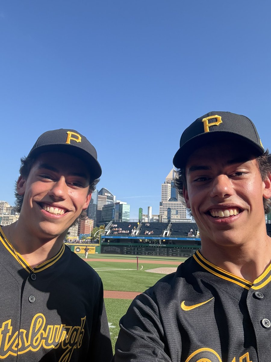 SNPittsburgh's tweet photo. The Ruck twins getting ready to throw out the first pitch tonight ⚾

@penguins 🤝 @Pirates https://t.co/KfuWiicFCM
