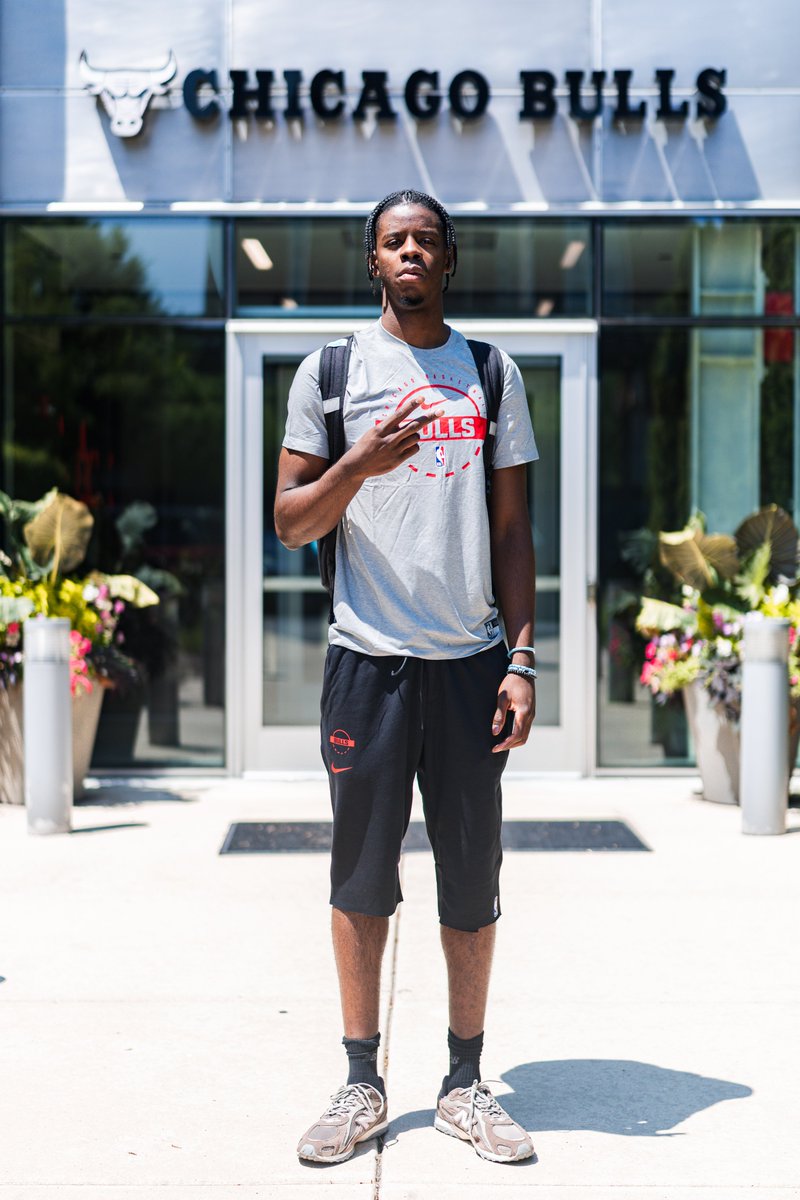 chicagobulls's tweet photo. Get to know some of your Summer Bulls 🫡

Caleb Wilson
▪️Forward from UNC
▪️No. 4 pick in the '26 Draft
▪️Led UNC in points, rebounds, steals &amp; blocks https://t.co/rsZ7pkUpoA