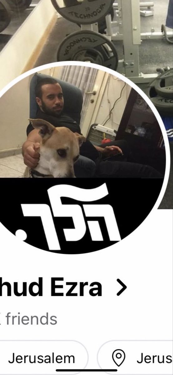 Ttmangimi's tweet photo. @ApexJonesHACKED @Jacobtheclipper Nigga about to harm his dog🥲 https://t.co/Y9ISzPbqkC
