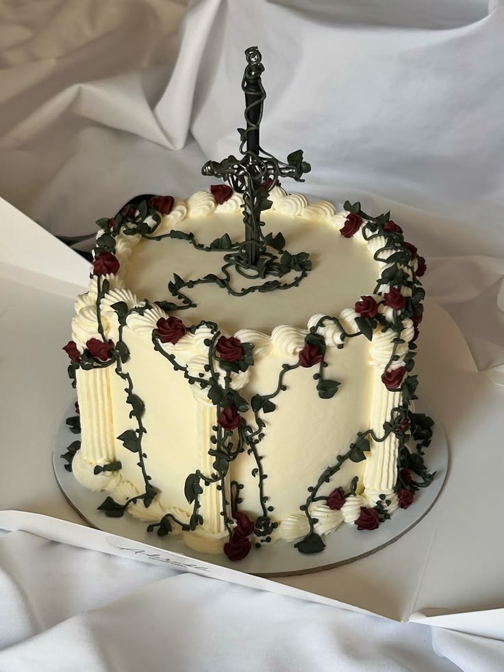 Vibranica's tweet photo. my dream birthday cake https://t.co/kSf2JxPSp6
