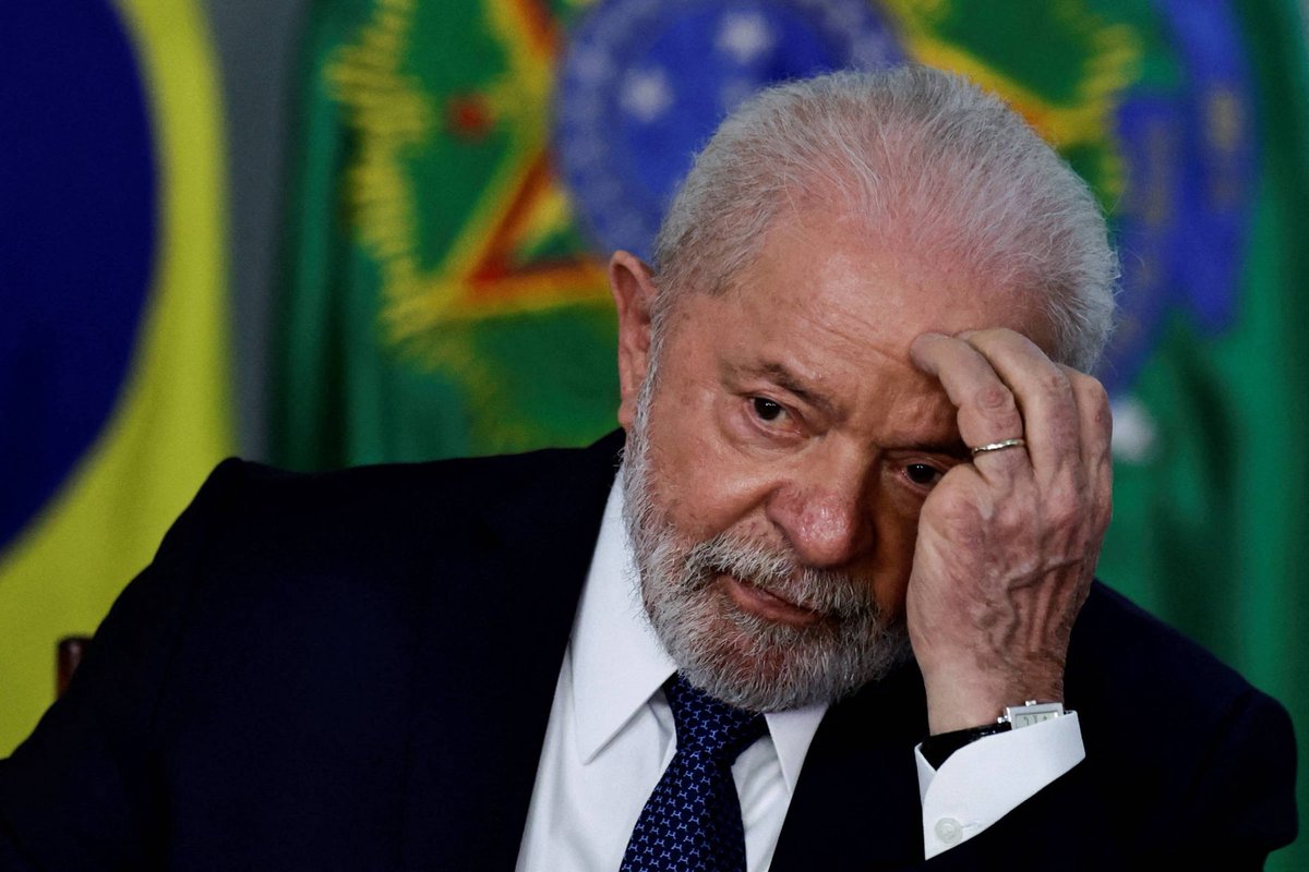 Amandavettorazz's tweet photo. 🚨 VITÓRIA!

Após representação movida pelo Partido Missão, a Procuradoria Eleitoral entendeu que Lula fez propaganda antecipada para Simone Tebet e Marina Silva.

A lei vale para todos. Inclusive para o PT, que parece acreditar que o Brasil é um curral eleitoral particular deles.