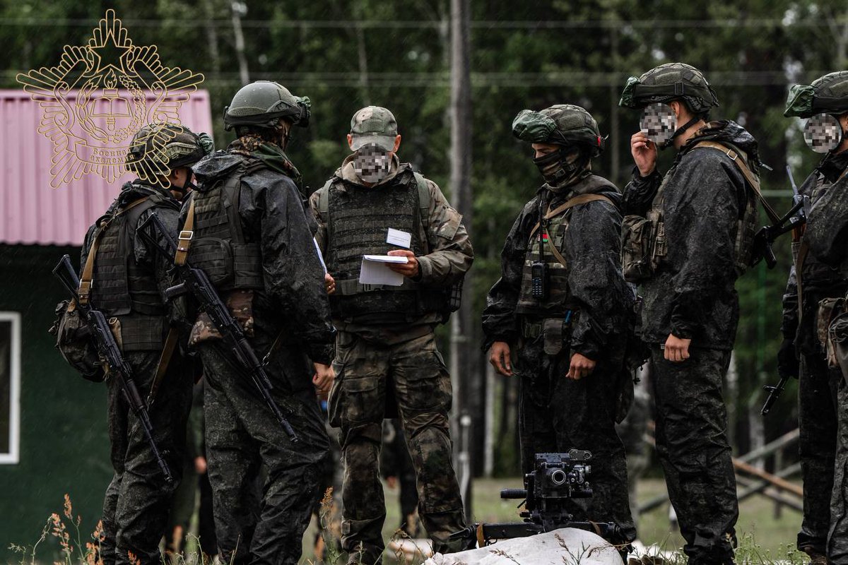 TheGreyPatriot_'s tweet photo. π§πΎπ·πΊ Today's training of 3rd year kursants from reconnaissance faculty of Belarusian Military Academy in Minsk.
#Russia #Belarus #Belarusian #Today #Training #Military #Army #Cadets #Kursants #Tactical #Minsk #Recon #AGS17 #BTR82A https://t.co/d1p4VoUt2y