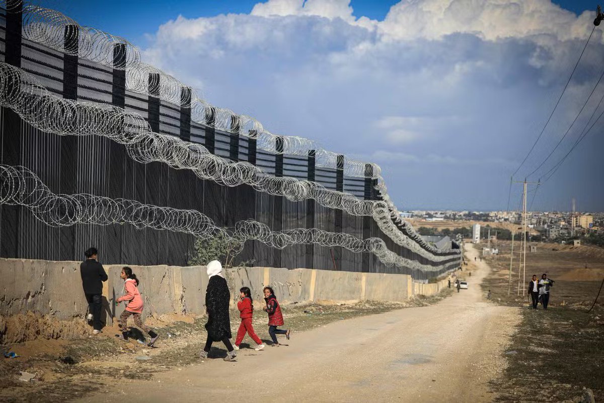 TheoryJuan's tweet photo. @FadiViews #PalestineWillBeFree 😂
# Égypte are u serious ?? https://t.co/IYjC9zTR5V