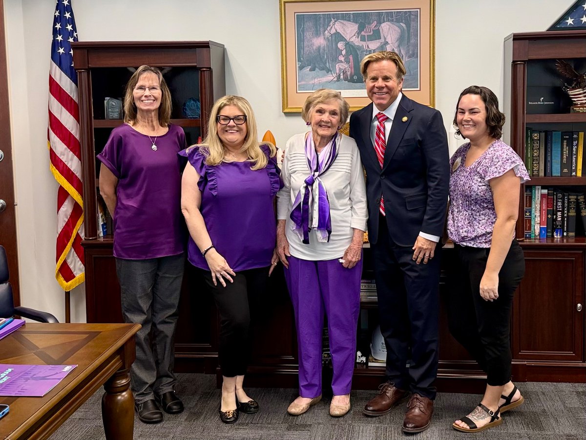 ShubertDeidra's tweet photo. Thank you, Congressman @MikeHaridopolos, for your commitment to cosponsoring the AADAPT &amp; ASAP Acts. Your support helps advance earlier diagnosis, improve access to care, and bring hope to millions of families impacted by Alzheimer's &amp; other dementias. Together, we can #ENDALZ https://t.co/YeRGBVXff1