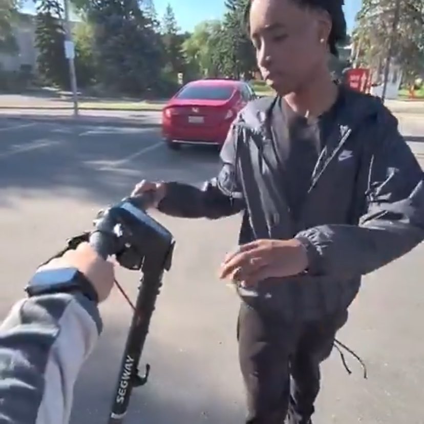 metaDJZOii's tweet photo. @6ixbuzztv Somebody find this kid and lock him up https://t.co/c5pbW596sh