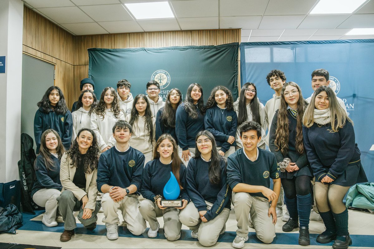 essbio's tweet photo. 💧 El agua nos une con las comunidades y el cuidado del entorno. Junto a @ussconcepcion impulsamos el torneo Innovar por el Agua 2026, reuniendo a estudiantes con ideas de impacto positivo.

Felicitamos a Aquamentes de @thepacificschool y a todos los participantes. https://t.co/CtN5DP3aQX