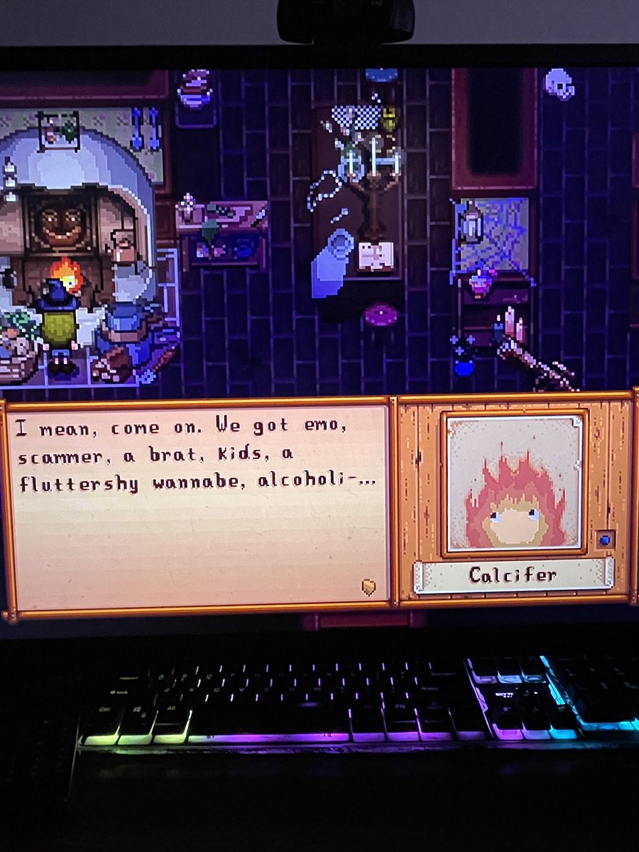 AvaHartTV's tweet photo. I love this sassy fire demon 🔥😂🖤
#howlsmovingcastle #studioghibli #sassy #stardewvalley #sdv https://t.co/8wI8x5KcZ2