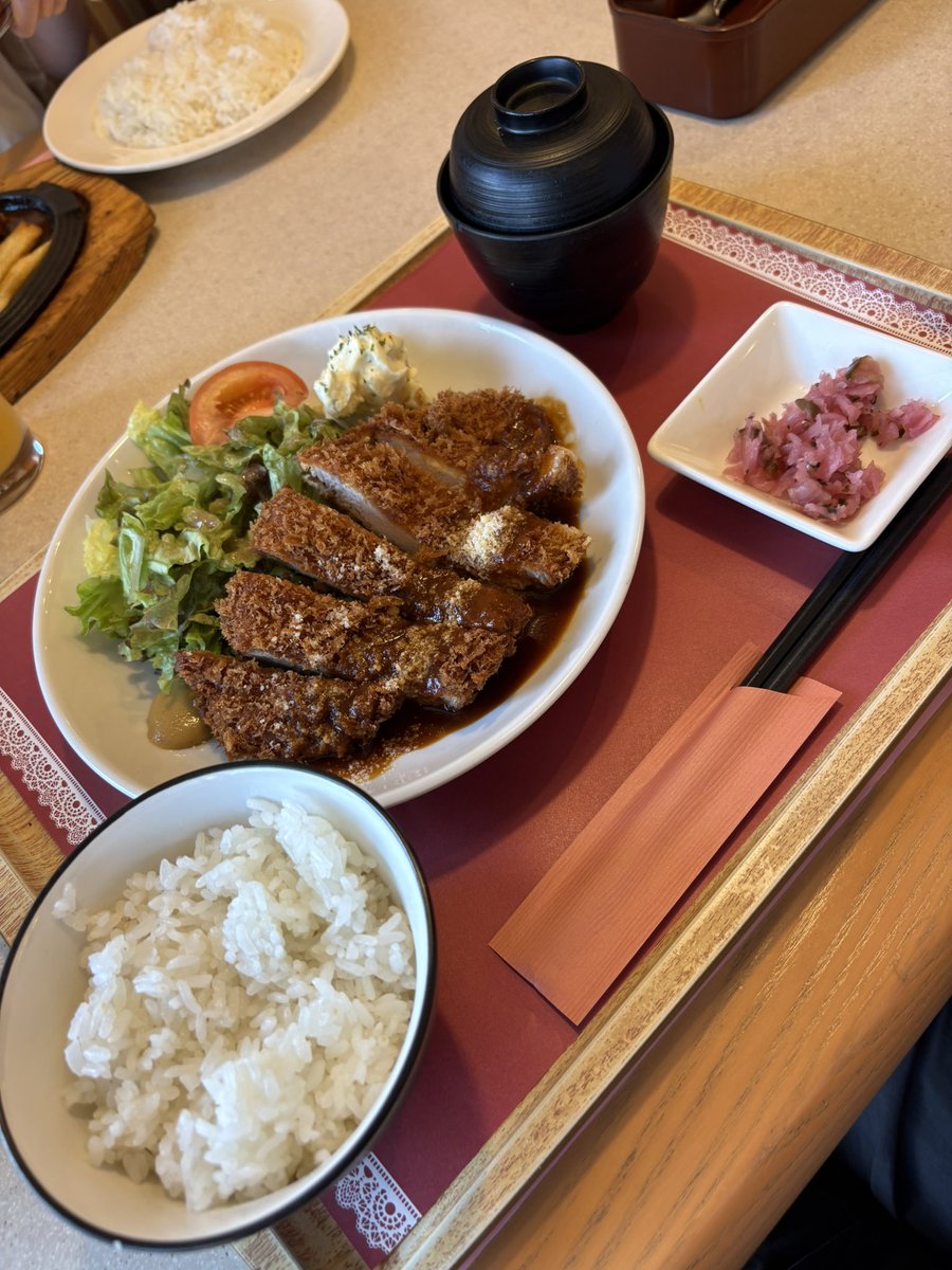 L_R_Lin's tweet photo. 昨日はスチール撮影でした〜
スタジオで写真を撮るとかはあんまりしたことが無いので楽しかったけど、とても疲ました笑
そして、撮影後のご飯が沁みました🫶
今月中にはビジュアル公開なのでお楽しみにお待ち下さい✨

予約もお待ちしてます💕
https://t.co/pUbr71v2rN https://t.co/vuO3RuwkW1
