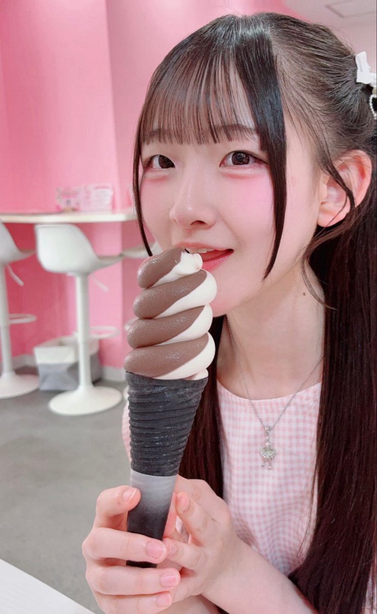 ゆゆちゃん見てたらゆゆちゃんに会いたい会いたいなってきた。というか