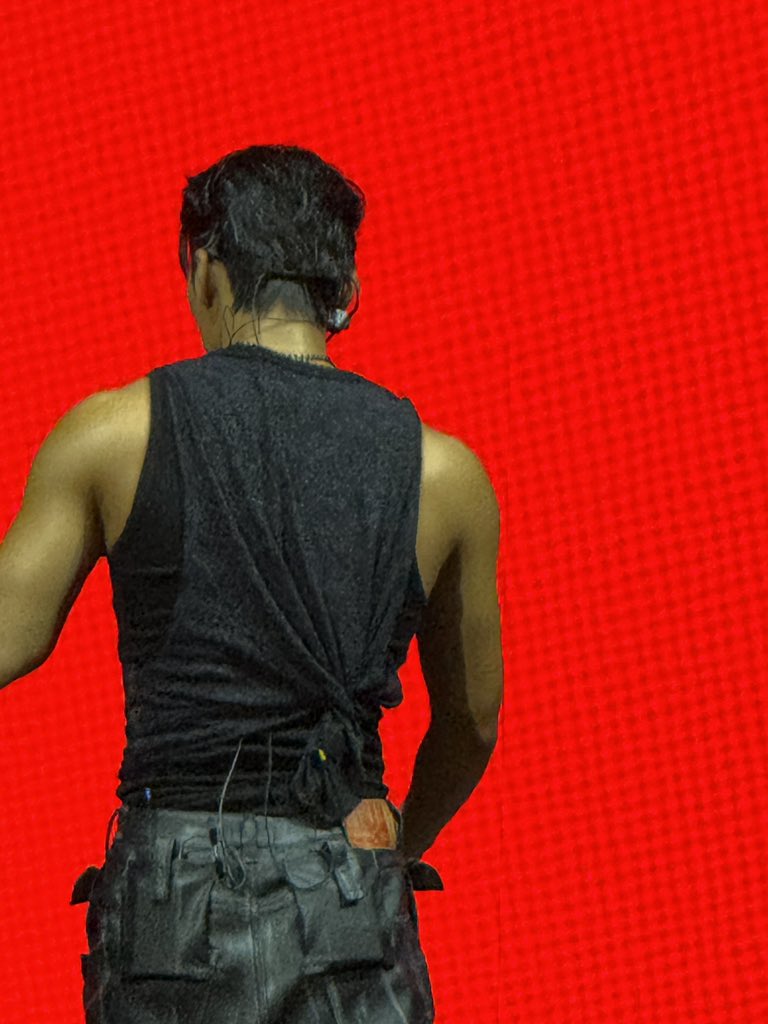 marycaibo's tweet photo. WAIST!!! You will never catch me not taking pictures of his waist #san #rir #atee https://t.co/raegqZE0lu