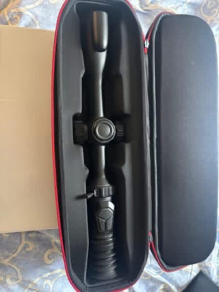 ScopesBusiuxlz's tweet photo. New Hikmicro Alpex pro , day and night scope in new condition, Wood Shooting School, but we are now going to thermal, scope was set up on rifle but not used , looking for £750 https://t.co/cXUDDj8d1G