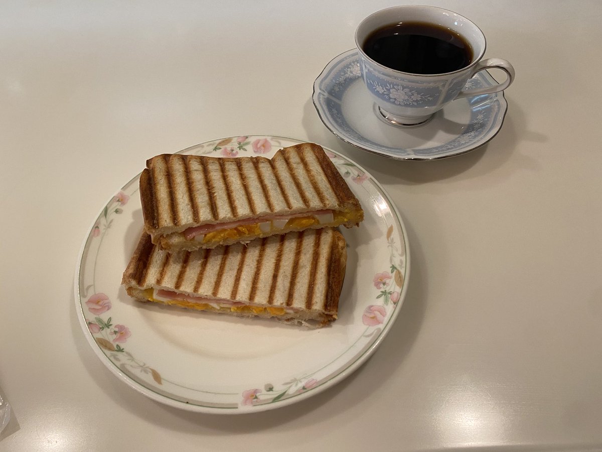 3983tenQ's tweet photo. 早起きしたので https://t.co/9hvCJm64QT