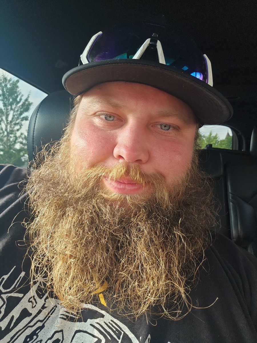 blom_jake's tweet photo. @alexxistexxxas I definitely would join https://t.co/zpSgpoQj5c