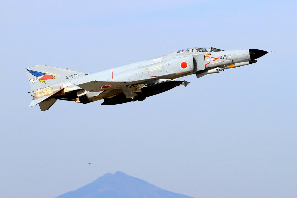 doll128atis's tweet photo. 航空自衛隊「F-4EJ改」
（中部航空方面隊 第7航空団 第302飛行隊 （百里）87-8415）

イーグルより普通にファントムが好き～～♪
第302飛行隊のオジロワシマークも好き～～♪

2014年2月 百里 https://t.co/BI8q0LWHvN