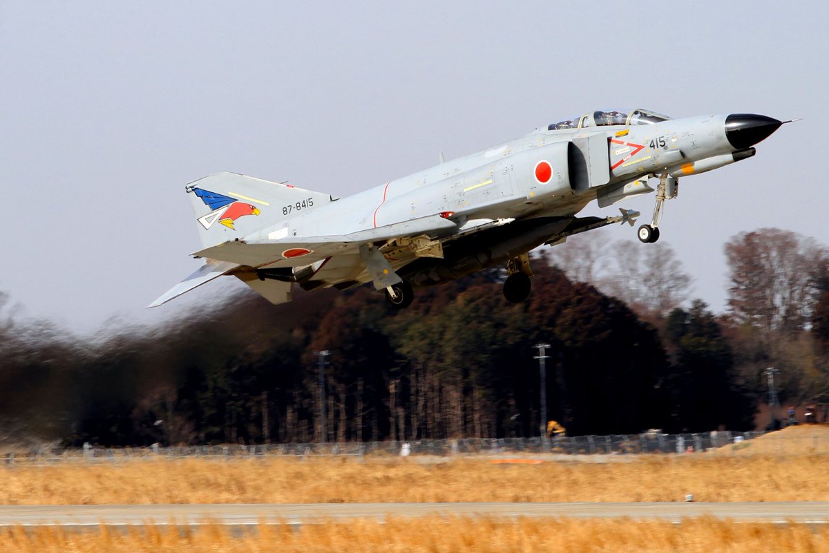 doll128atis's tweet photo. 航空自衛隊「F-4EJ改」
（中部航空方面隊 第7航空団 第302飛行隊 （百里）87-8415）

イーグルより普通にファントムが好き～～♪
第302飛行隊のオジロワシマークも好き～～♪

2014年2月 百里 https://t.co/BI8q0LWHvN
