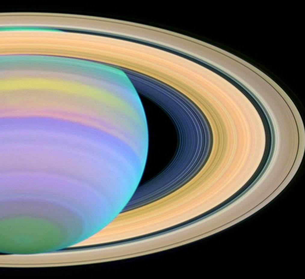 calmlivng's tweet photo. Saturn's rings seen in ultraviolet https://t.co/Kmy544l0X6