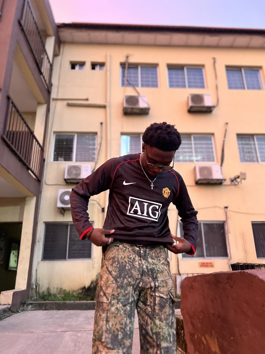 anthonyishimmm's tweet photo. HATED
ADORED
NEVER IGNORED!

day 3! https://t.co/ZdGPCoteke
