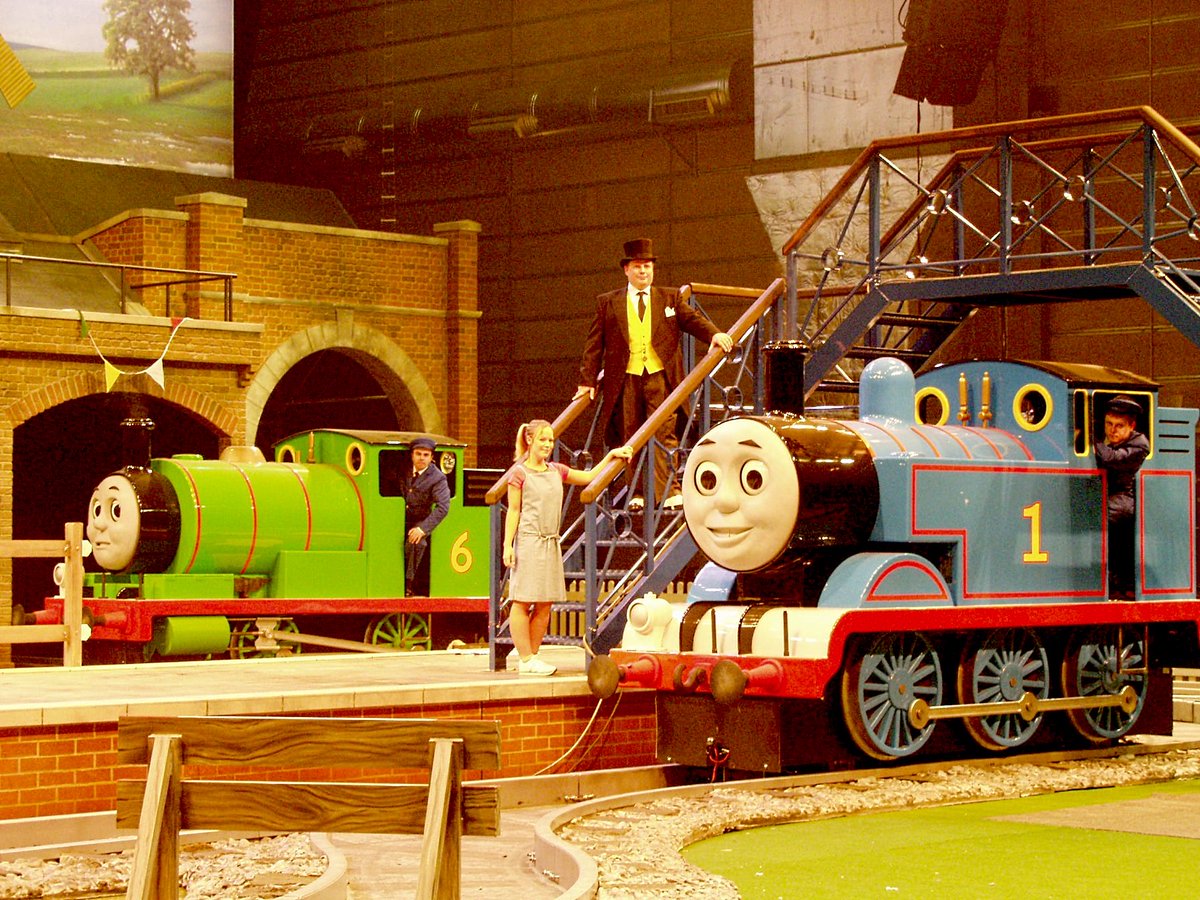 Keepmeinaldqry's tweet photo. This is very autistic problem but I’ve never liked that Five Nights at Thomas’ is clearly made by someone who isn’t a and only views it as a meme

A fnaf Thomas fan game could be SOO COOL IDC like imagine if it was based on the all aboard life tour the potential is THEREE https://t.co/r05Azhi6LC