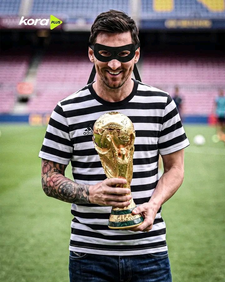 Mova2050's tweet photo. Una leyenda en el robo
 ¡qué miserable https://t.co/Lw0YNfG5XI