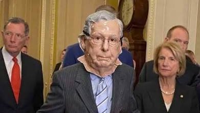 ShitzN_Giggles's tweet photo. Mitch McConnell's back baby! https://t.co/cOxll8gpWI