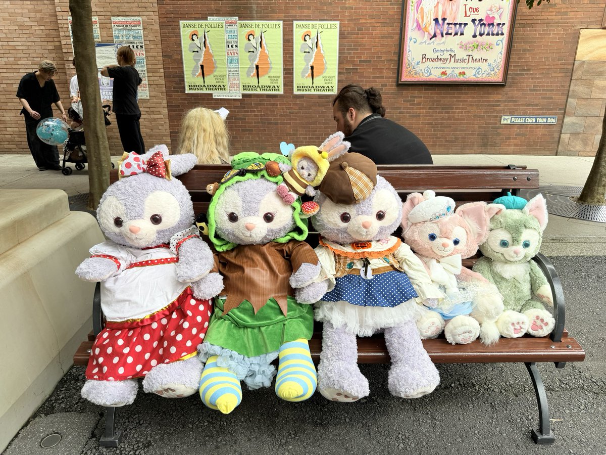 LoveStellalou1's tweet photo. 初日たくさんのFFさんとぬい撮りできて大満足☺️
ありがとうございました!また撮りましょ📸 https://t.co/m9shbarOna
